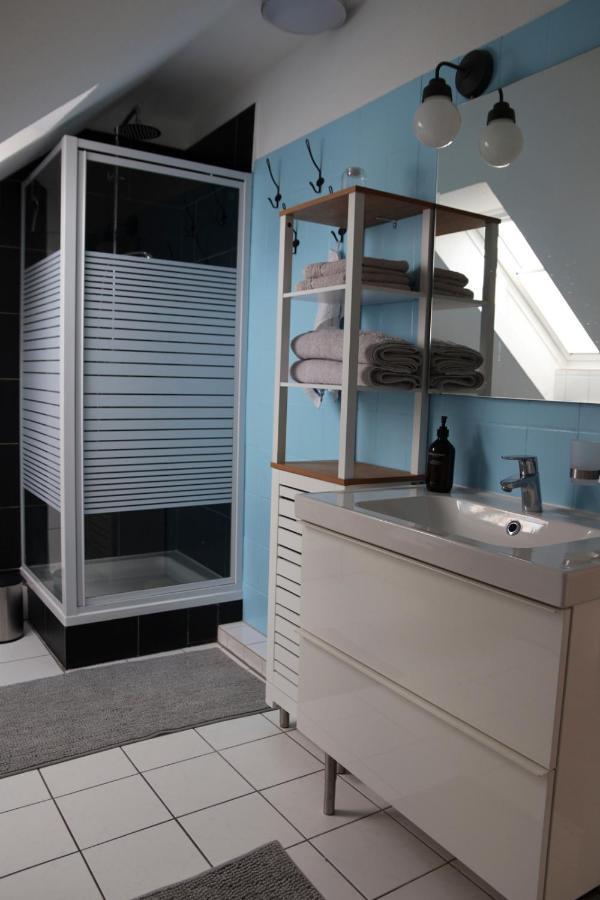 Privatzimmer Mit Eigenem Bad Und Kueche Burgwedel  Ngoại thất bức ảnh